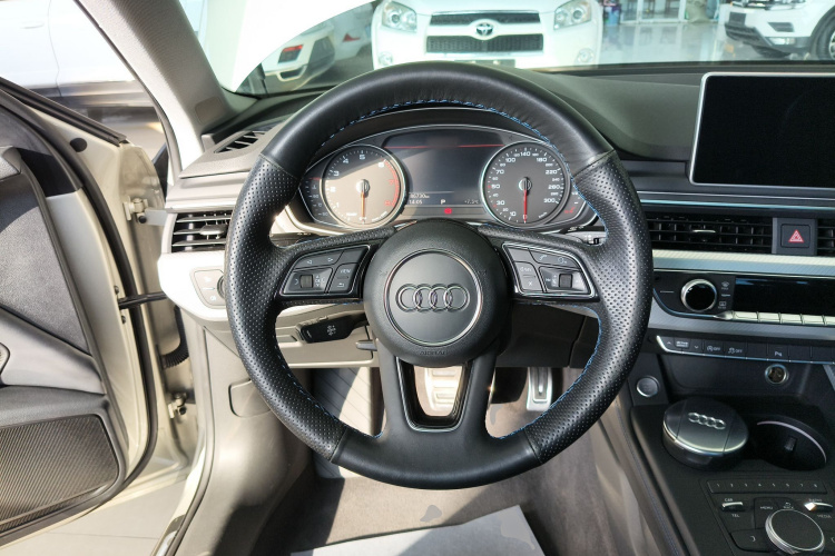 奥迪A4L 2017款 40 TFSI 时尚型局部细节13