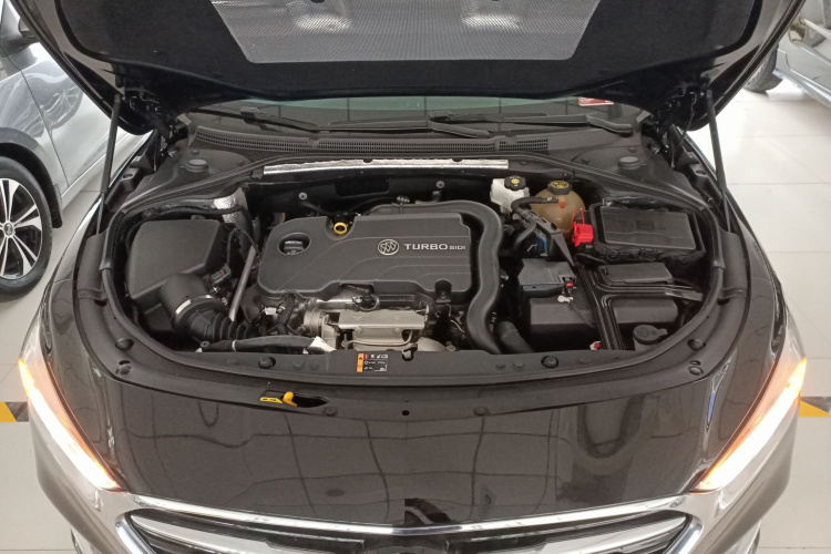 别克 君越 2022款 552T 豪华型局部细节24