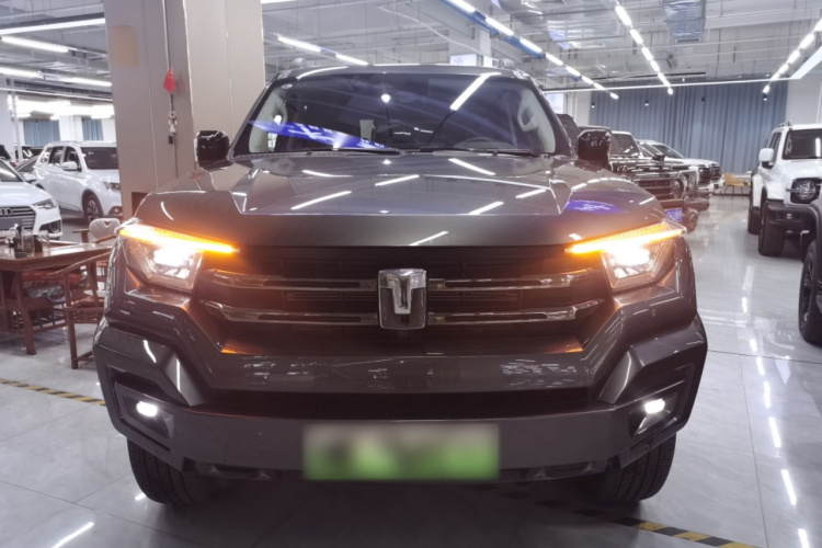 坦克400新能源 2024款 Hi4-T 越野版车身外观2