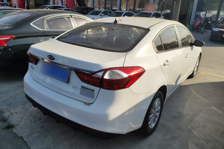 起亚K3 2016款 1.6L 手动GL车身外观7