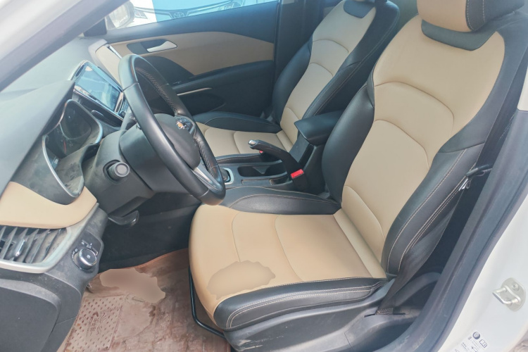 雪佛兰 科鲁泽 2022款 320 自动悦享天窗版中控内饰19