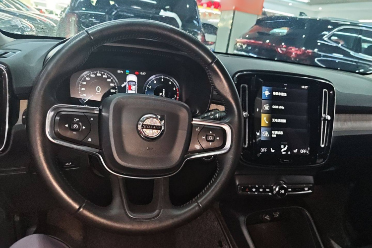 沃尔沃XC40 2020款 T4 四驱智远豪华版中控内饰12