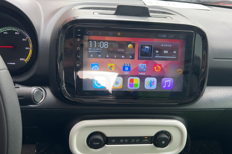 荣威 科莱威CLEVER 2021款 302km新四座超能版局部细节9001