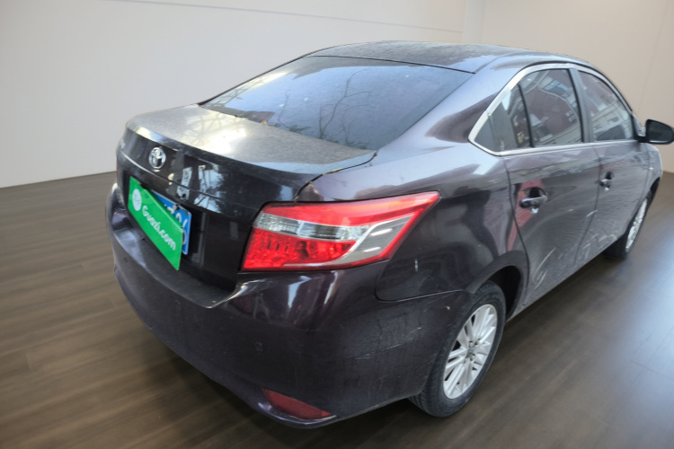 丰田 威驰 2014款 1.5L 自动智臻版车身外观7