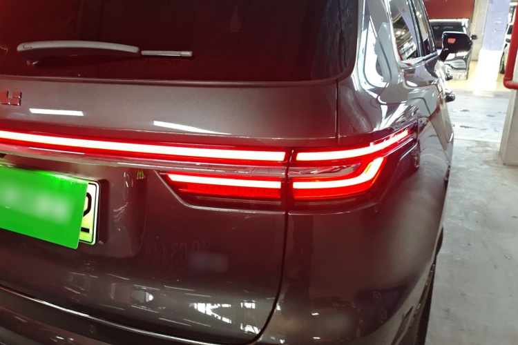 理想汽车 理想ONE 2021款 增程6座版车身外观6006