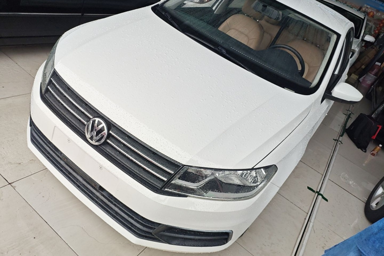 大众 桑塔纳 2016款 1.6L 自动风尚版车身外观4