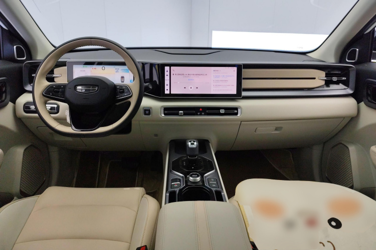 吉利汽车 吉利icon 2023款 1.5TD 巧克力醇巧版中控内饰12