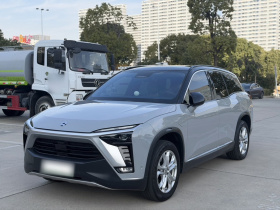 蔚来ES8 2022款 100kWh 六座版
