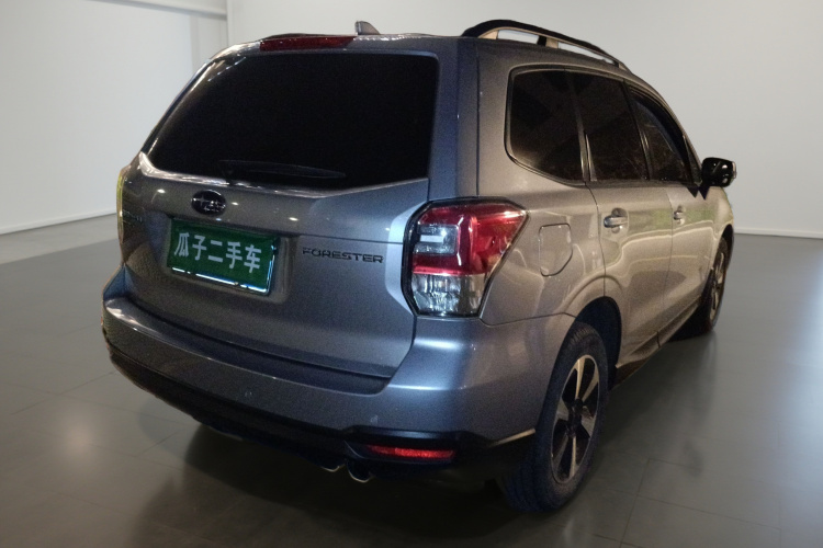 斯巴鲁 森林人 2016款 2.5i 豪华导航版车身外观7