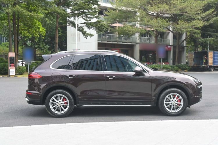 保时捷 2015款 Cayenne 3.0T车身外观6005