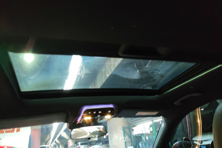 奔驰C级 2023款 改款 C 200 L 运动版局部细节22