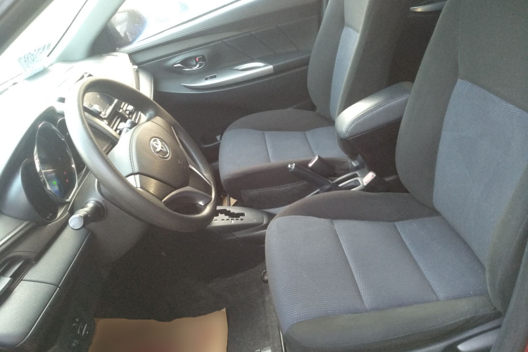 丰田 YARiS L 致炫 2015款 1.5E 自动魅动版局部细节19