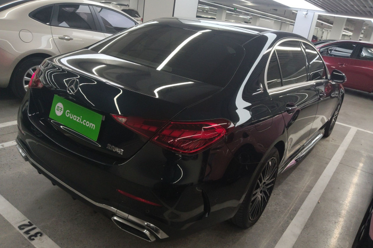 奔驰C级 2022款 改款 C 260 L 运动版车身外观7