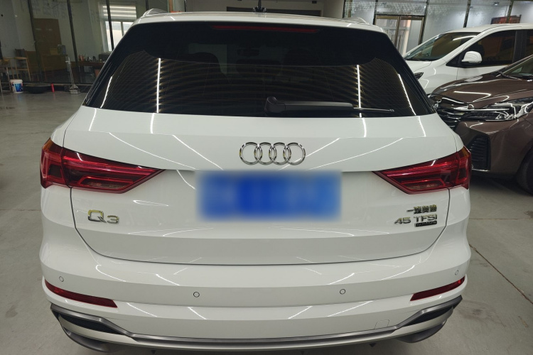 奥迪Q3 2020款 45 TFSI quattro 时尚动感型车身外观6