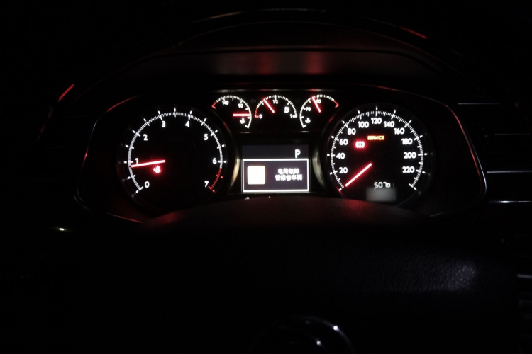 东风风神 东风A9 2016款 1.8T 豪华型局部细节14