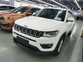 Jeep 指南者 2017款 200T 自动家享版