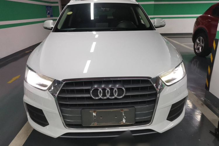 奥迪Q3 2017款 30 TFSI 时尚型车身外观2