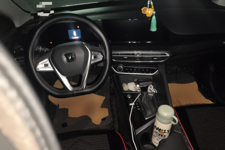 长安 逸动 2020款 PLUS 1.6L GDI 自动豪华型中控内饰12