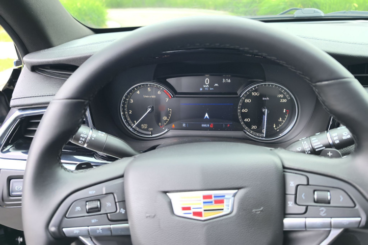 凯迪拉克XT6 2020款 28T 七座风尚型中控内饰7006