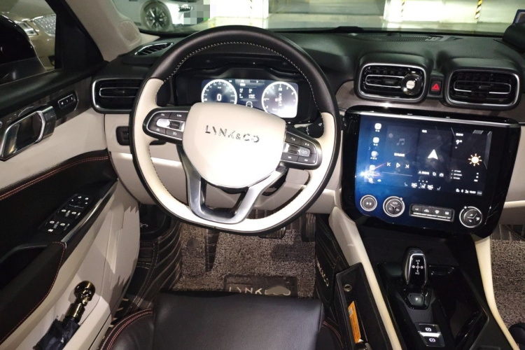 领克02 2018款 1.5T DCT两驱耀Pro版 国V局部细节13