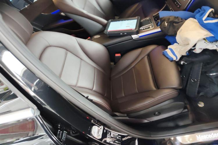 奔驰GLC 2021款 GLC 260 L 4MATIC 豪华型局部细节41