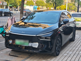 小鹏G7 2025款 702 超长续航 Max