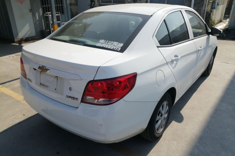 雪佛兰 2015款 赛欧3 1.3L AMT理想版车身外观6005