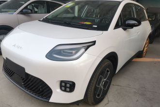 埃安 AION UT 2025款 330星辉版