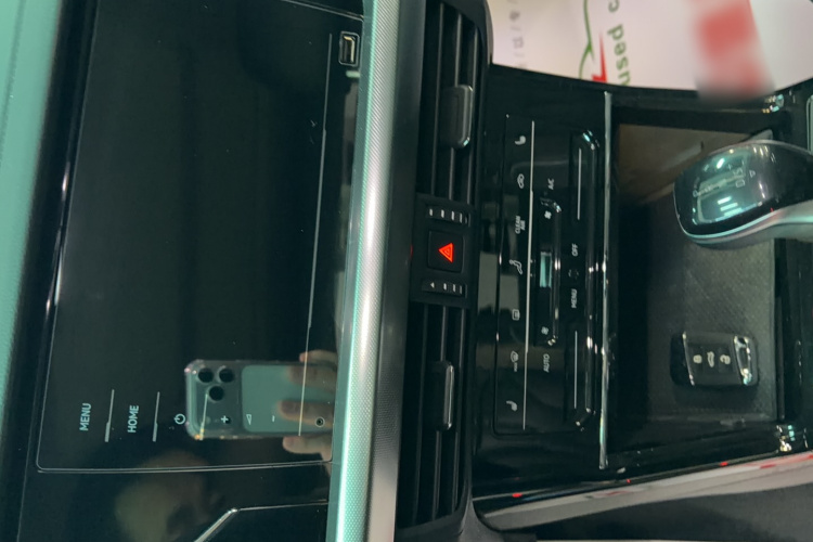 大众 帕萨特 2023款 改款 330TSI 精英版中控内饰7009