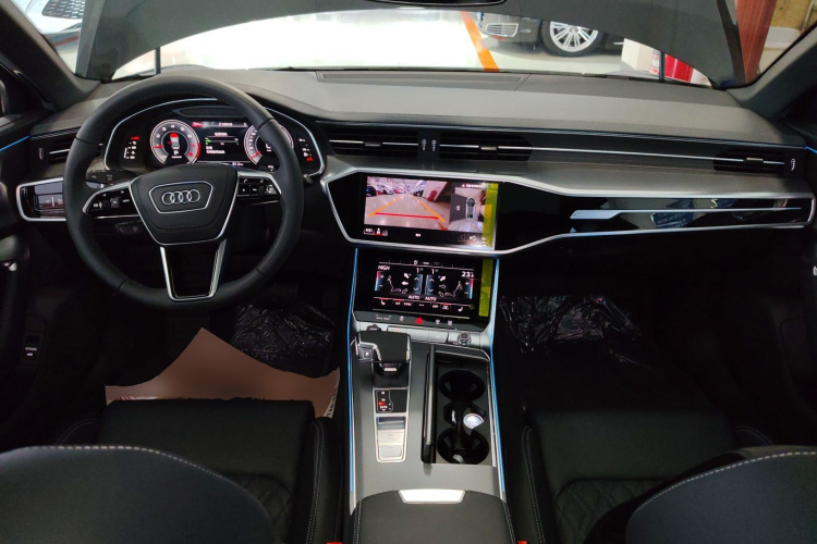 奥迪A6L 2026款 45 TFSI 臻选动感型中控内饰7002