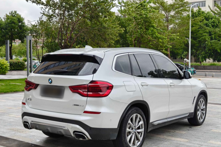 宝马X3 2021款 xDrive25i 豪华套装车身外观6008