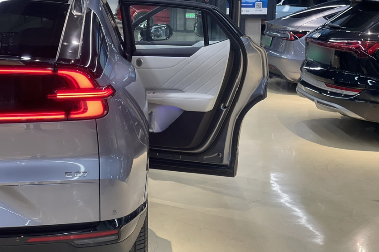 长安启源E07 2026款 纯电 四驱 90kWh 大成版车身外观6010