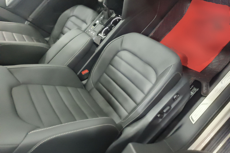 大众 途昂 2019款 330TSI 两驱豪华版 国V局部细节41