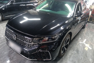 大众 帕萨特 2023款 改款 330TSI 星空精英版