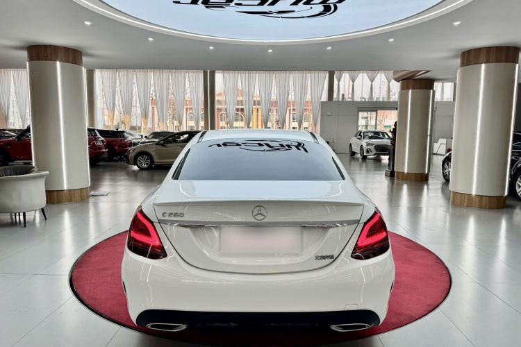 奔驰C级 2020款 改款 C 260 运动版车身外观6007