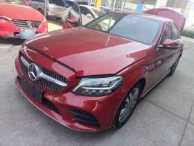 奔驰C级 2019款 C 180 L 时尚型运动版