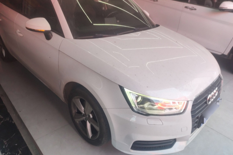 奥迪A1 2016款 30 TFSI Sportback Design风尚版车身外观6002