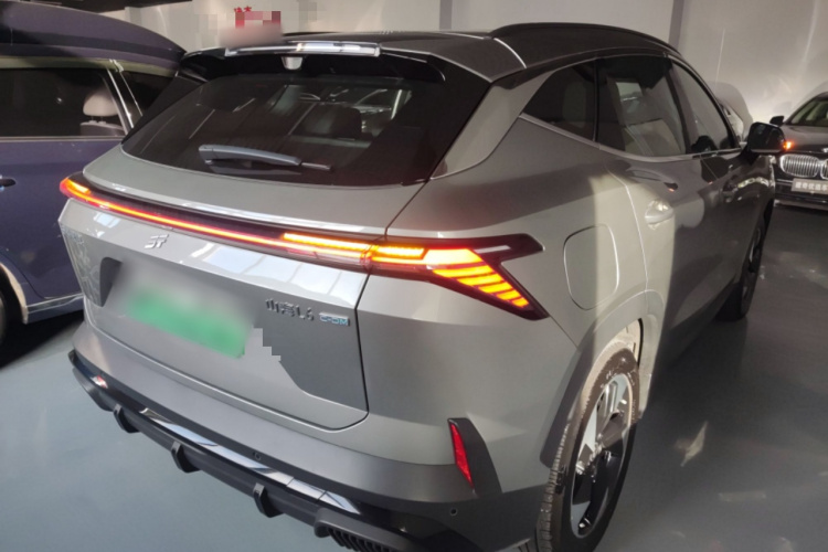 捷途山海L6 2024款 1.5TD DHT ULTRA车身外观7