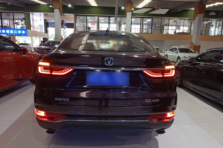 长安CS85 COUPE 2019款 1.5T DCT型版 国VI车身外观6