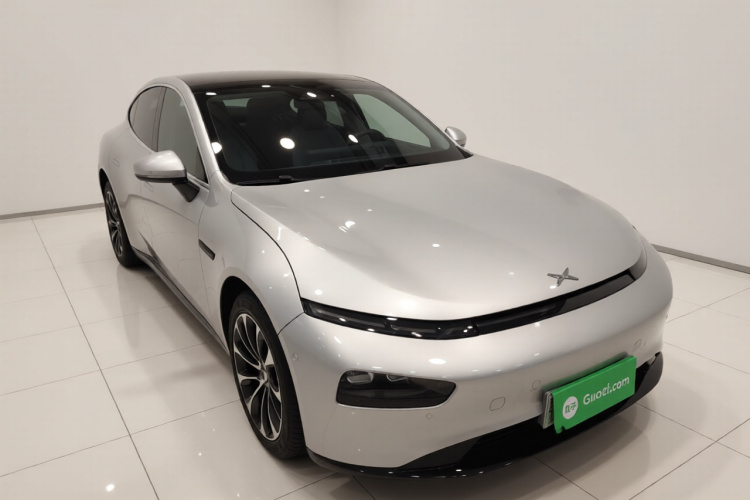 小鹏P7 2021款 670G车身外观3