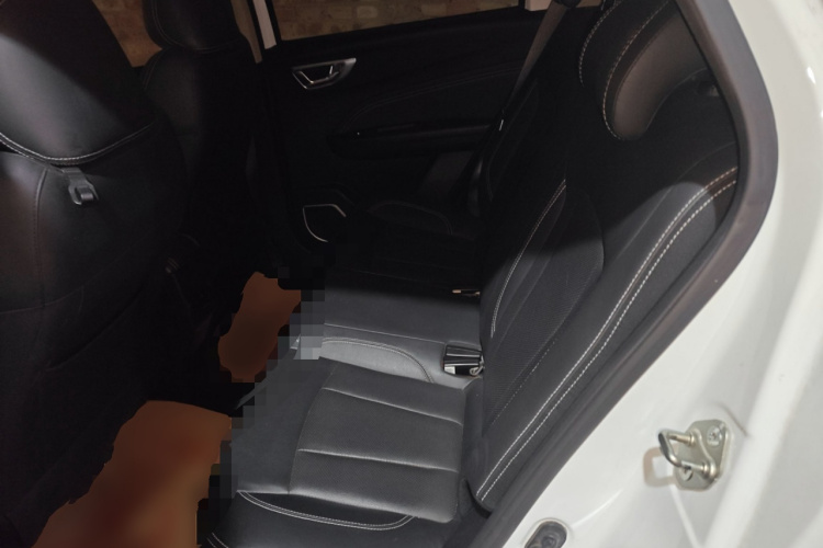 吉利汽车 远景X3 2019款 升级版 1.5L 手动精英型中控内饰21