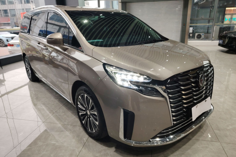 别克GL8 2023款 ES陆尊 豪华型车身外观3