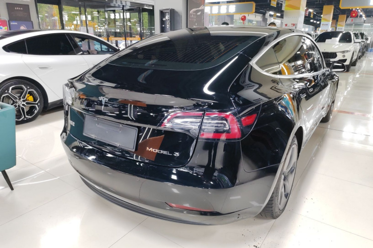 特斯拉 Model 3 2020款 改款 标准续航后驱升级版车身外观6005