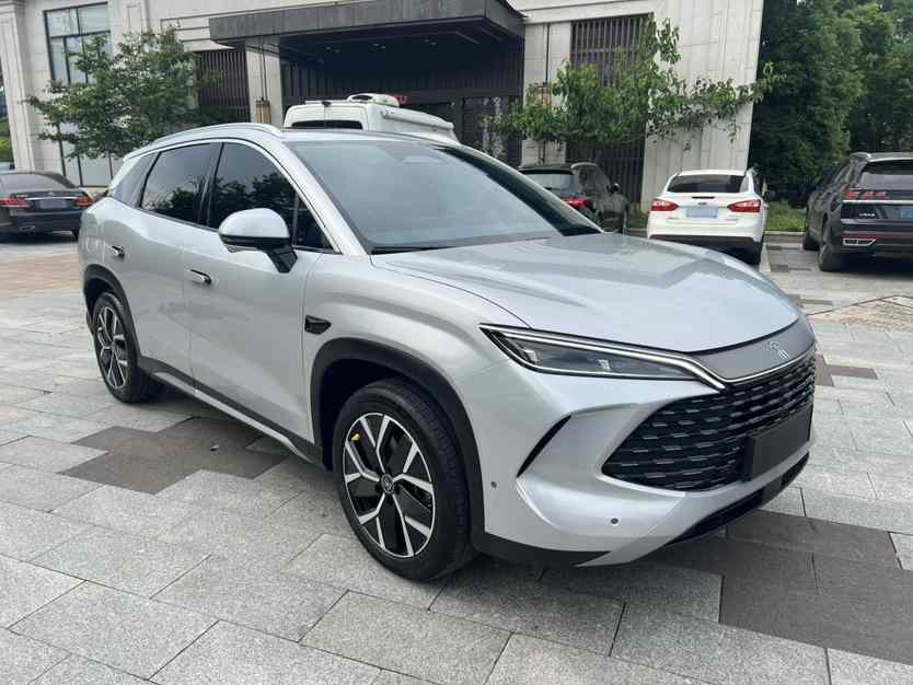 比亚迪 宋L DM-i 2025款 智驾版 160km 卓越型(2)