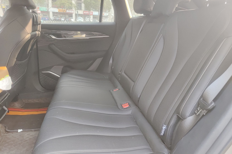 吉利汽车 星越L 2025款 2.0TD 自动行云版中控内饰21