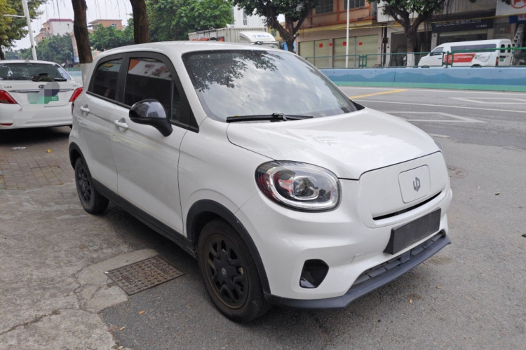 零跑汽车 零跑T03 2023款 310轻享版车身外观3