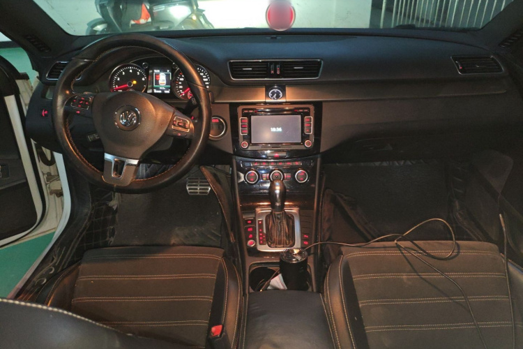 一汽-大众CC 2016款 300TSI 25周年纪念版中控内饰7002