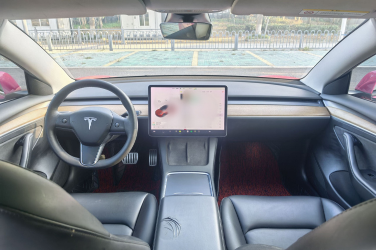 特斯拉 Model 3 2021款 Performance高性能全轮驱动版中控内饰7003