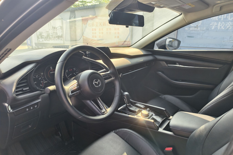 马自达3 昂克赛拉 2023款 2.0L 自动质炫版中控内饰7001