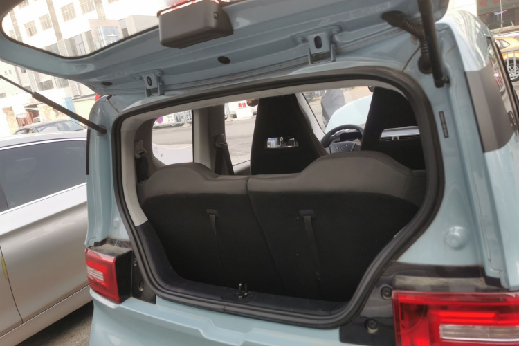 五菱汽车 宏光MINIEV 2022款 自在款 磷酸铁锂机舱底盘23